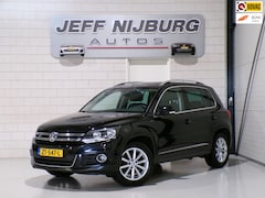 Volkswagen Tiguan - 1.4 TSI 150PK R-Line Edition "Automaat" Apple-carplay Trekhaak Stoelverwarming Parkeersens