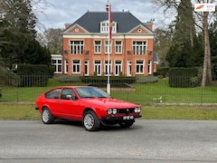 Alfa Romeo 2000 - Alfetta GTV