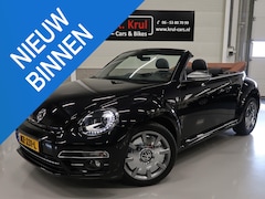 Volkswagen Beetle Cabriolet - 1.4 TSI Karmann Automaat Leer/Alcantara Navigatie Trekhaak Xenon LED 2e Eigenaar NL-auto N