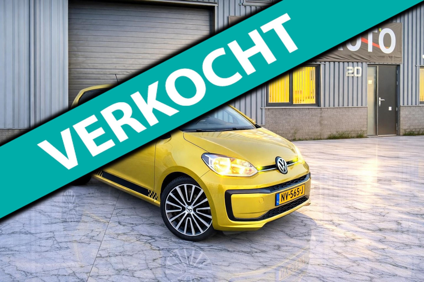 Volkswagen Up! - 1.0 BMT move up Camere Cruse/Carplay/Navi/Stuurknop - AutoWereld.nl