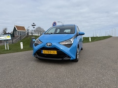 Toyota Aygo - 1.0 VVT-i x-play limited bj2018/32500km/achteruitrij camera/cabrio