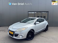 Renault Mégane Coupé - 2.0 TCe 180 Dynamique / Navigatie / Lichtmetalen Velgen