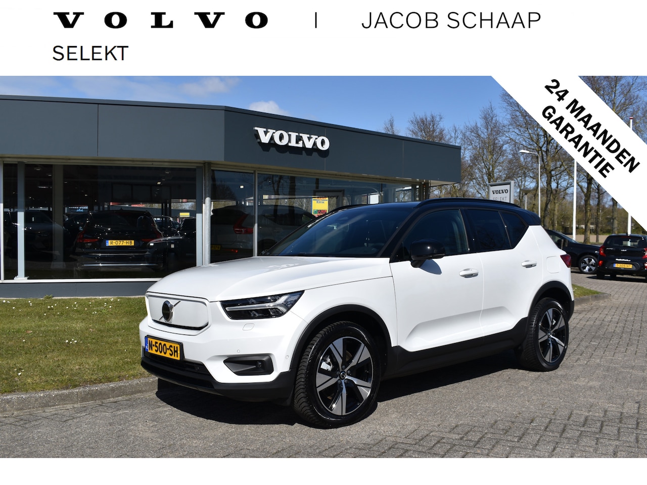 Volvo XC40 - Recharge Pro | Panodak | H&K | ACC | All seasons | Stuurverwarming | 360 Camera - AutoWereld.nl