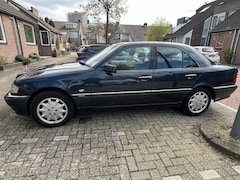 Mercedes-Benz C-klasse - 180 Elegance geen