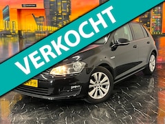 Volkswagen Golf - 1.0 TSI Business Edition Connected P.Camera