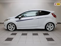 Ford Fiesta - 1.6 Metal - 135PK, Parkeensensor, Stoelverwarming en Climate Control