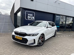 BMW 3-serie Touring - 320e Touring M-Sport PRO PHEV SHADOWLINE ADEPTIVE KOPLAMPEN 360 CAMERA DRIVER ASSIST HEAD