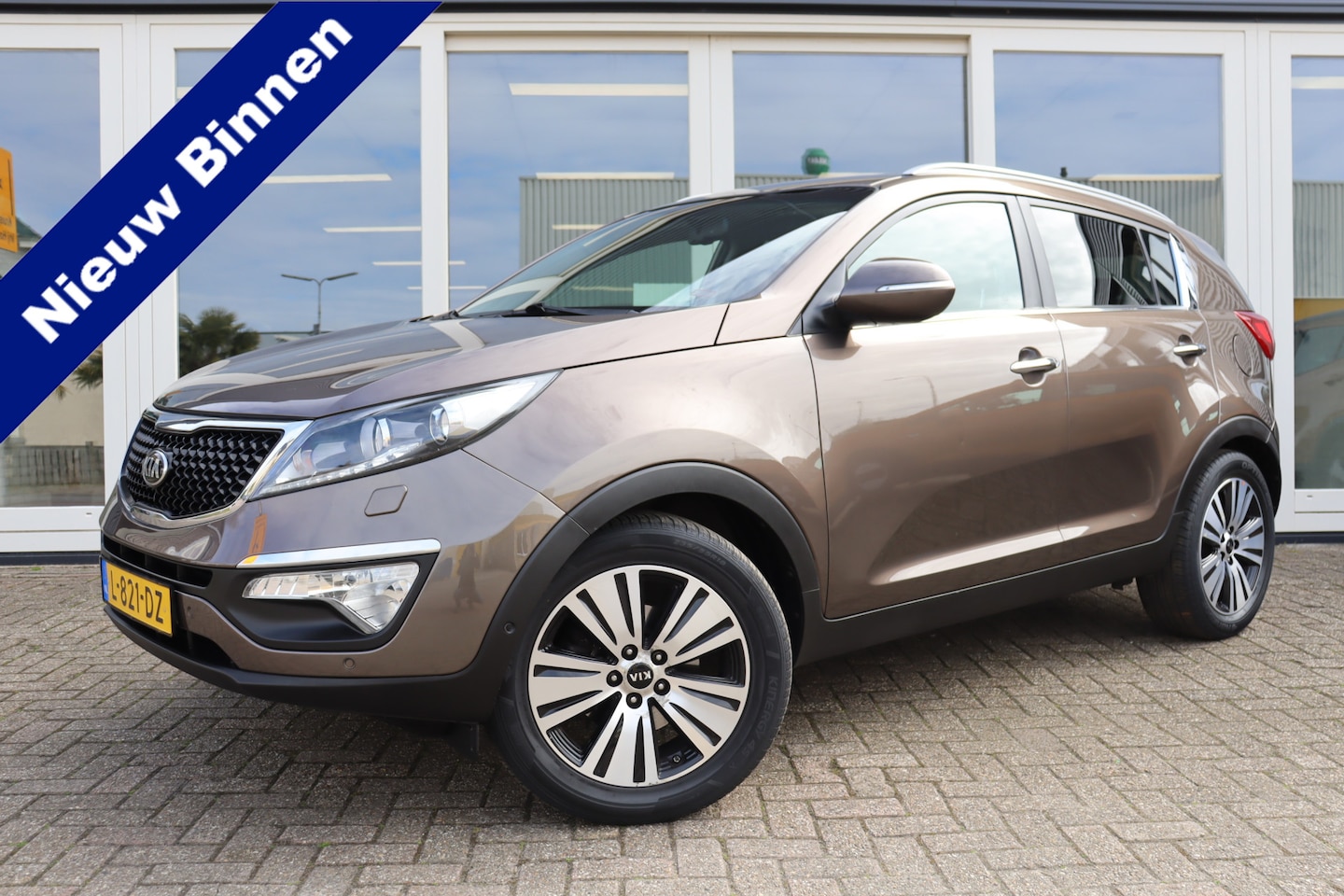 Kia Sportage - 2.0 DynamicPlusLine 2.0 DynamicPlusLine,**Nieuwe Motor** Automaat, Cruise Control, Camera, Trekhaak, Navi, Pri - AutoWereld.nl