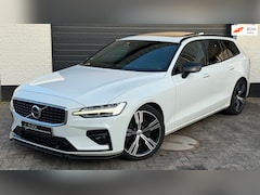 Volvo V60 - 2.0 T6 AWD R-Design| Pano | Head-Up | H&K | 310 PK| 19”
