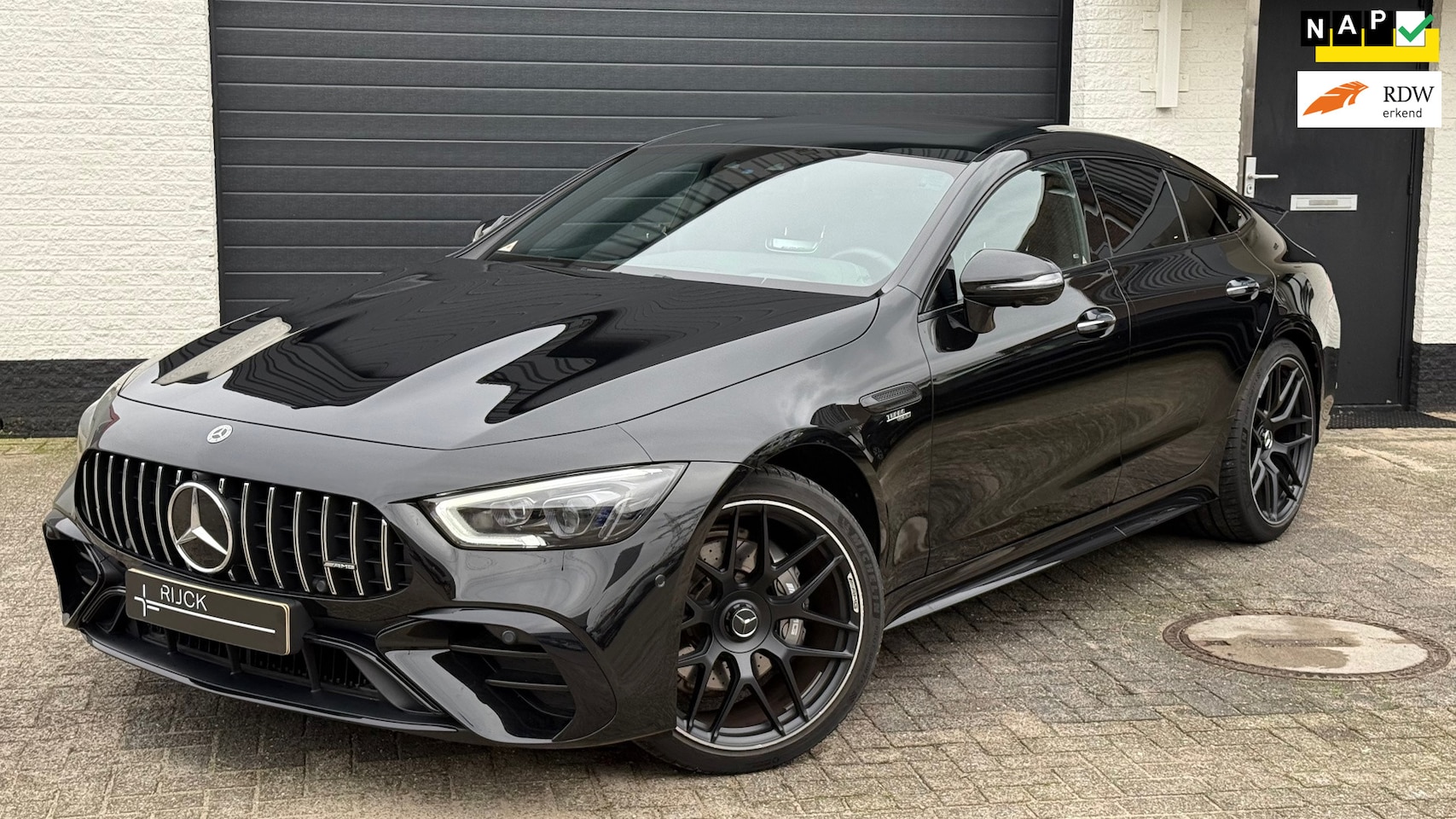 Mercedes-Benz AMG GT 4-Door Coupe - AMG 43 4MATIC+ Premium Plus | Pano | NL NAP | Dealer | 21” | 1e eig | Burmester| - AutoWereld.nl