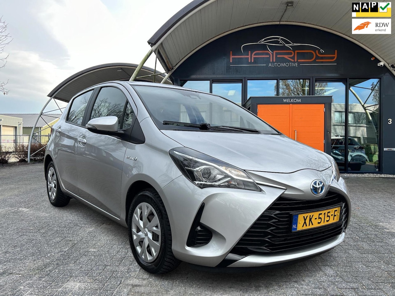 Toyota Yaris - 1.5 Hybrid Navigatie Camera NL-Auto Rijklaarprijs! - AutoWereld.nl