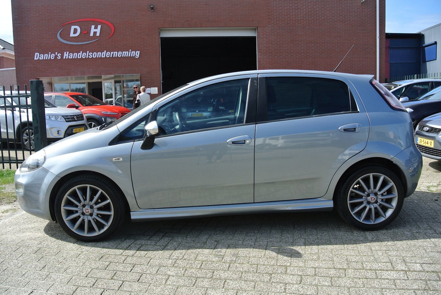 Fiat Punto Evo - 0.9 TwinAir Sport airco apk 10-03-2027 inruil mogelijk nap - AutoWereld.nl