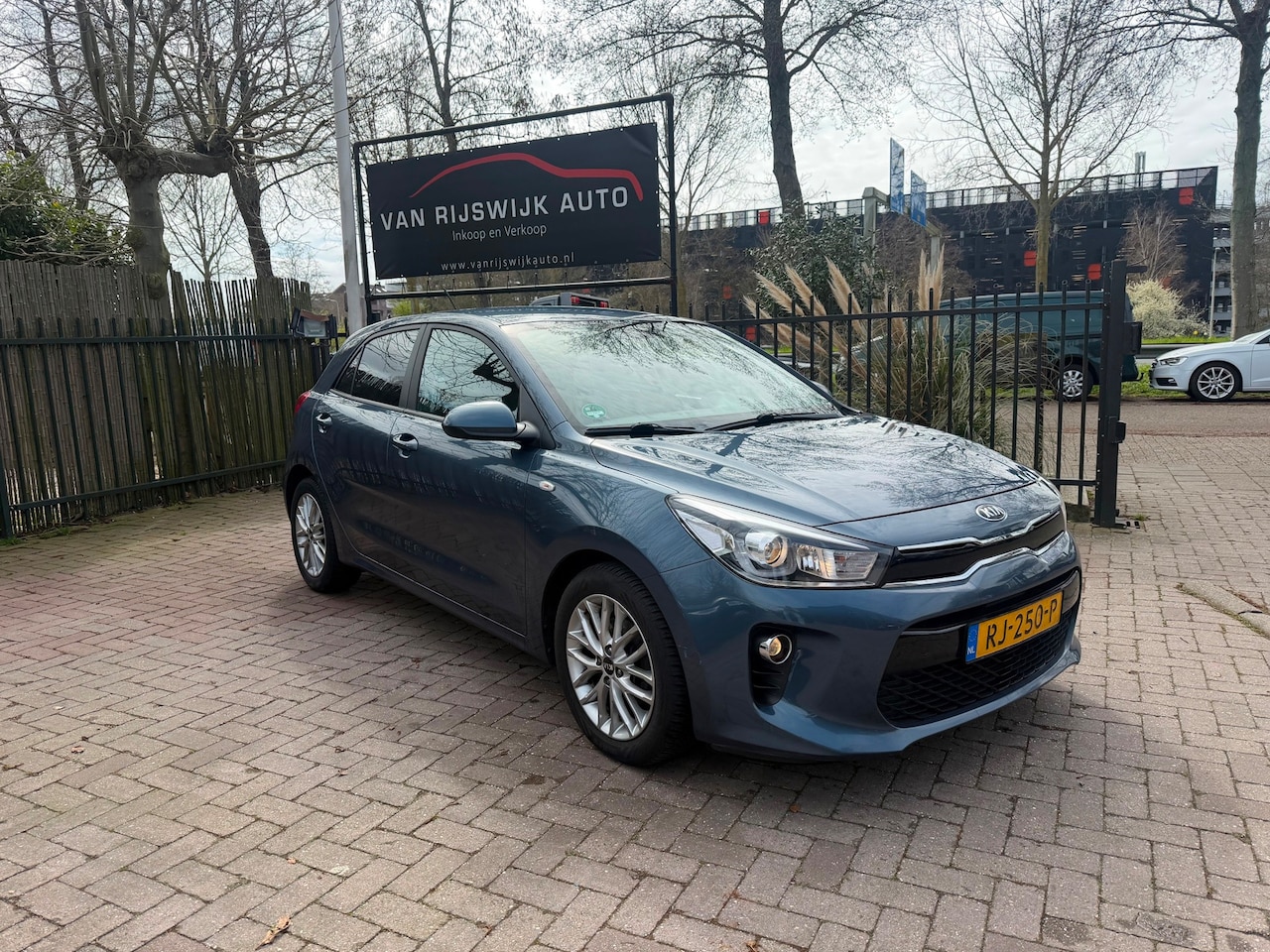 Kia Rio - 1.4 CRDi Business DynamicLine Camera Pdc Cruise-con - AutoWereld.nl