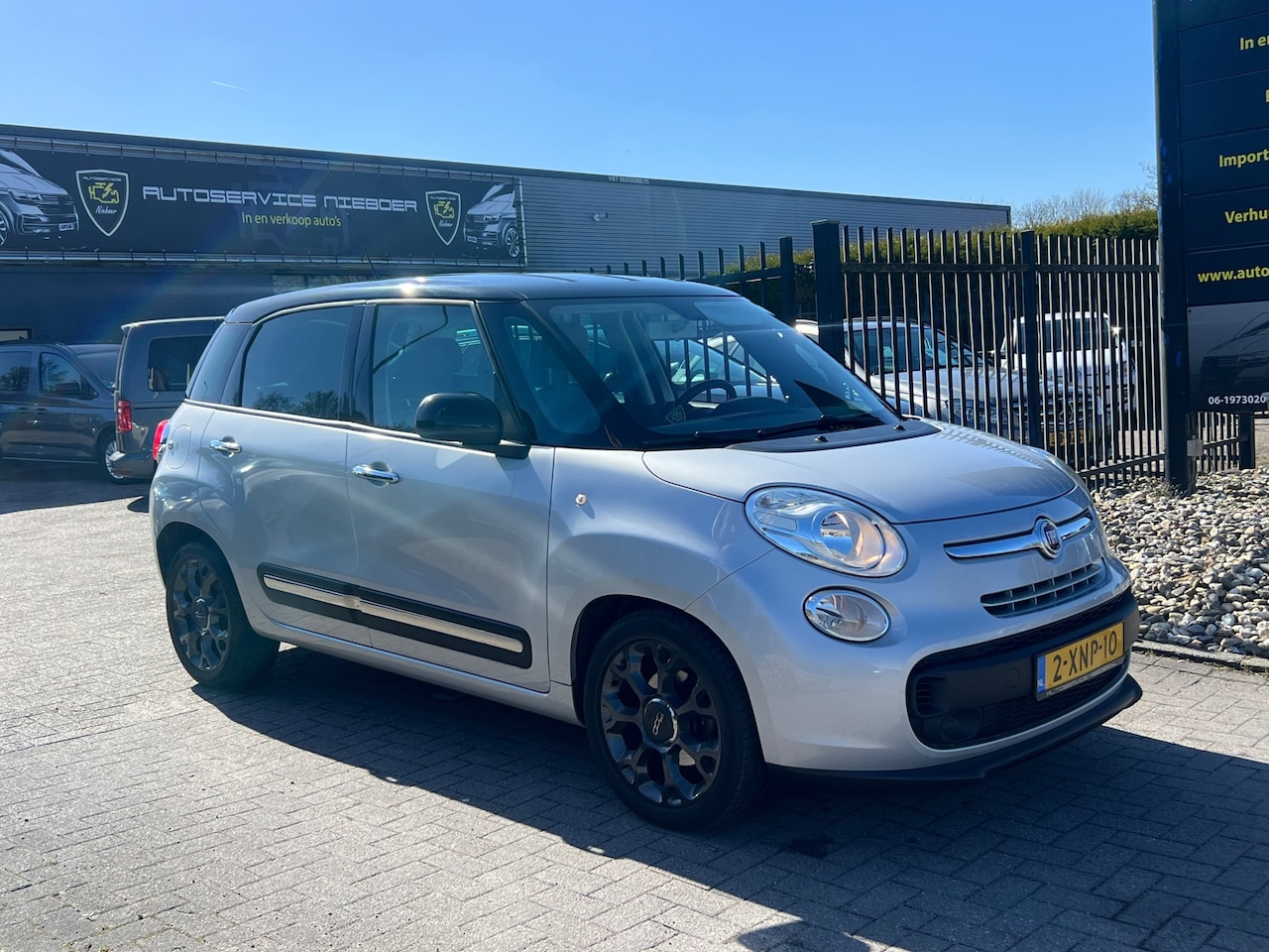 Fiat 500 L - 0.9 TwinAir Turbo / Stoelverwarming / Airco / Cruise / Trekhaak. - AutoWereld.nl