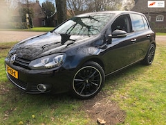 Volkswagen Golf - 1.4 TSI Highline AUT / 5DRS / APK 18-7-2026