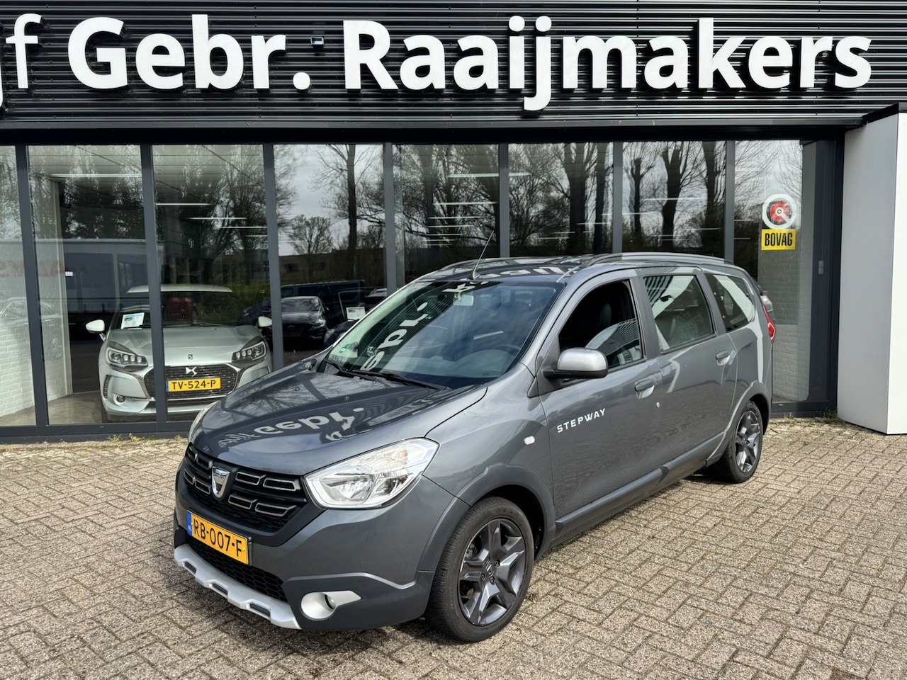 Dacia Lodgy - 1.2 TCe Série Limitée Stepway 7-Persoons*Navi*Camera*EXPORT/EX.BPM* - AutoWereld.nl