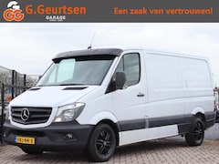 Mercedes-Benz Sprinter - 319 3.0 V6 BlueTEC L2H1 Stoelverwarming, Trekhaak, Camera, Apple Carplay/Android Auto