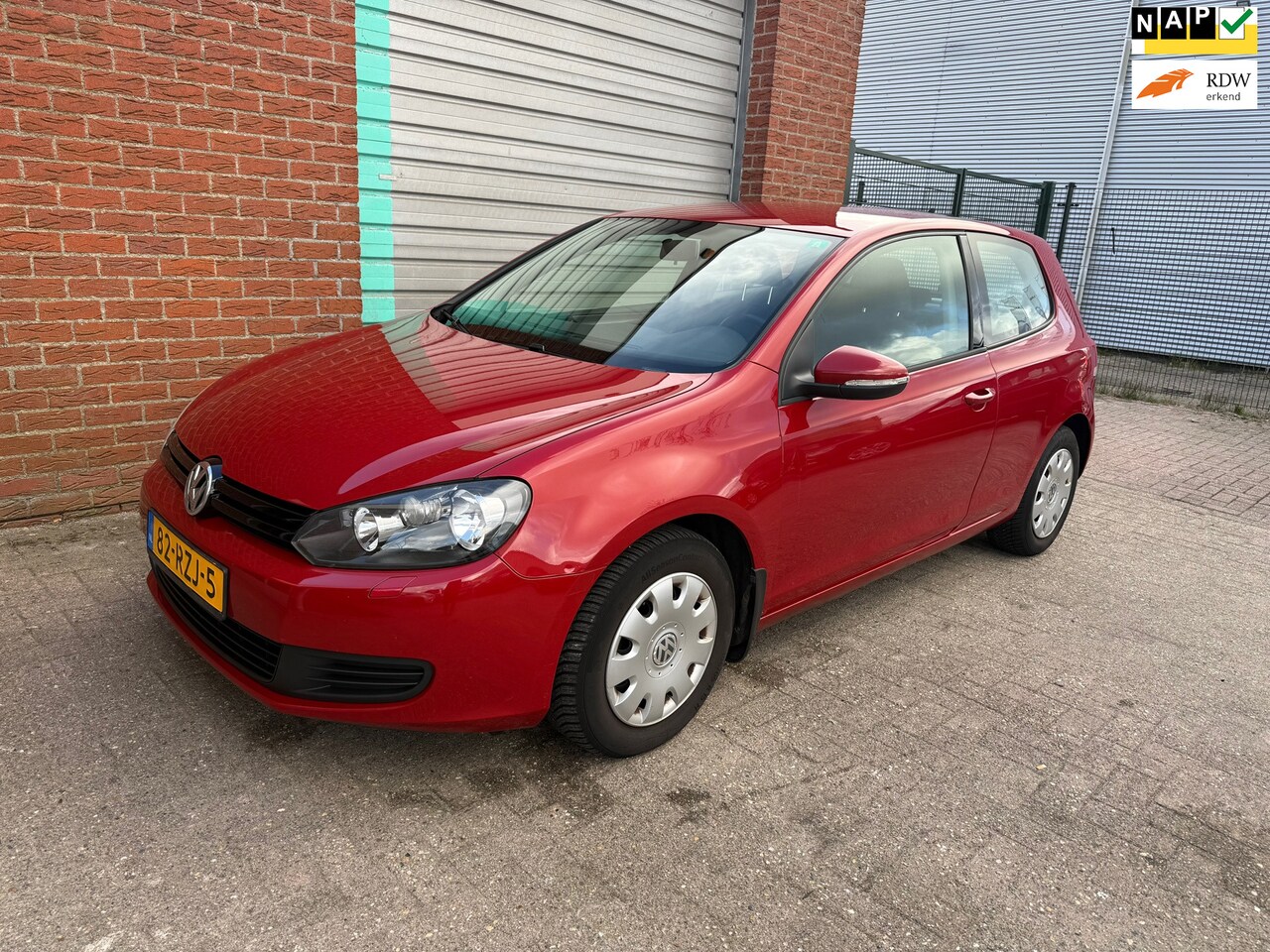 Volkswagen Golf - 1.2 TSI Trendline BlueMotion 3-drs. Bj:2011 NAP! - AutoWereld.nl
