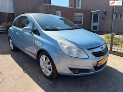 Opel Corsa - 1.4-16V Cosmo