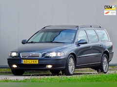 Volvo V70 - 2.5 T AWD AUT Titanium | 7 Zitter | DAK | NL |