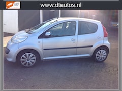 Peugeot 107 - 1.0-12V XS