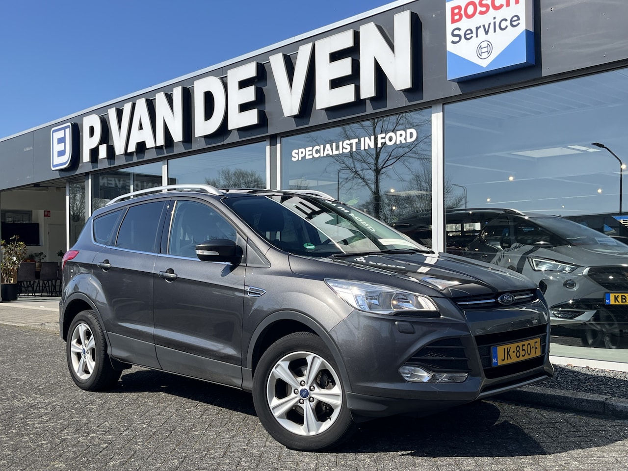 Ford Kuga - 1.5 EcoBoost Titanium Edition 6-bak - AutoWereld.nl