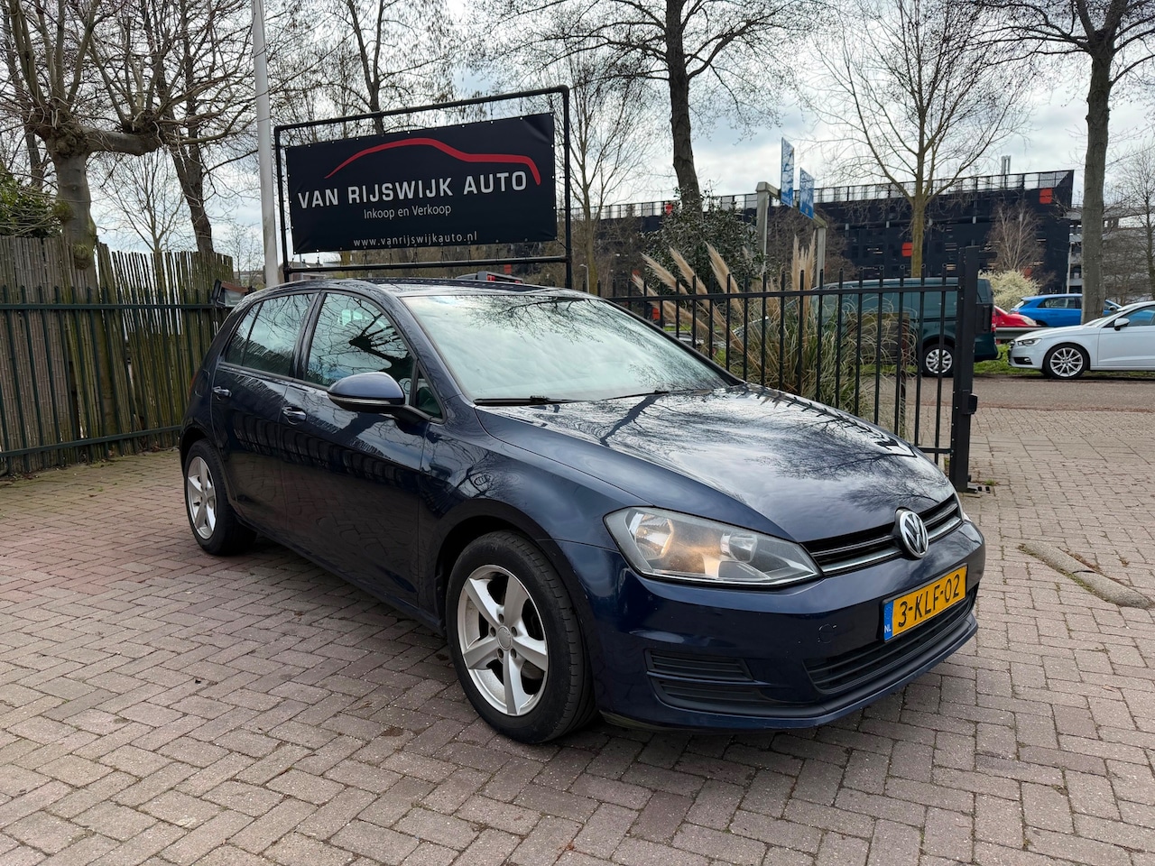Volkswagen Golf - 1.6 TDI Trendline 5Drs Airco Nav Pdc Drives Super - AutoWereld.nl