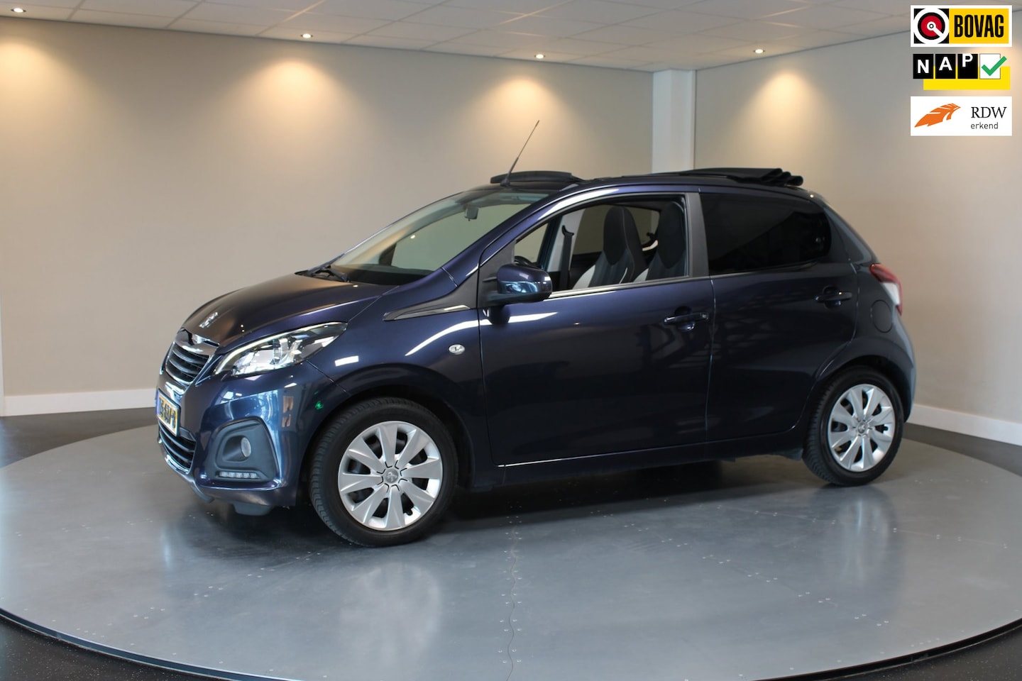 Peugeot 108 - 1.0 e-VTi Active TOP! *Automaat!* Cabrio|All-seasons|Airco|Dealer OH|NAP - AutoWereld.nl