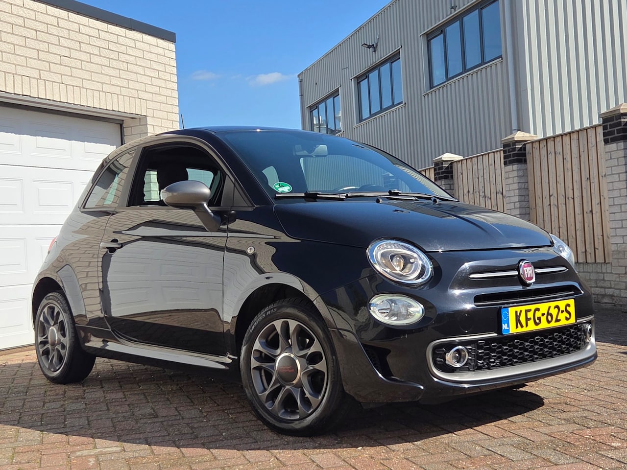 Fiat 500 - S 1.2 Sport Navigatie-Cruise-Pdc-Leder-Led - AutoWereld.nl