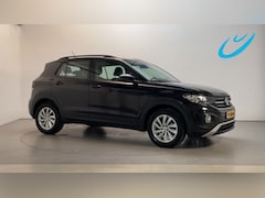 Volkswagen T-Cross - 1.0 TSI Life Parkeersensoren App-Connect Adaptive Cruise Airco