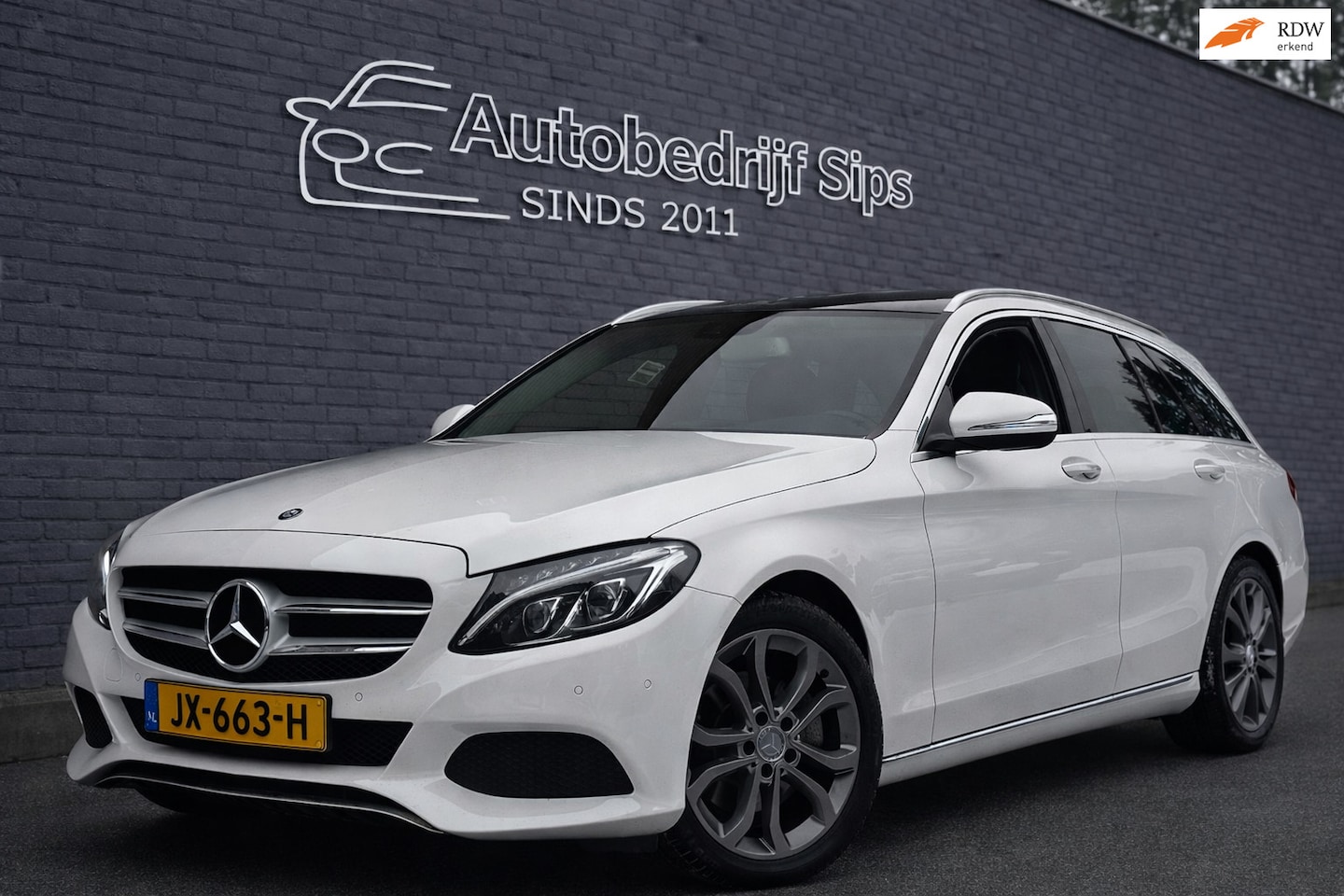 Mercedes-Benz C-klasse Estate - 180 Prestige | Pano | Stoelverwarming - AutoWereld.nl