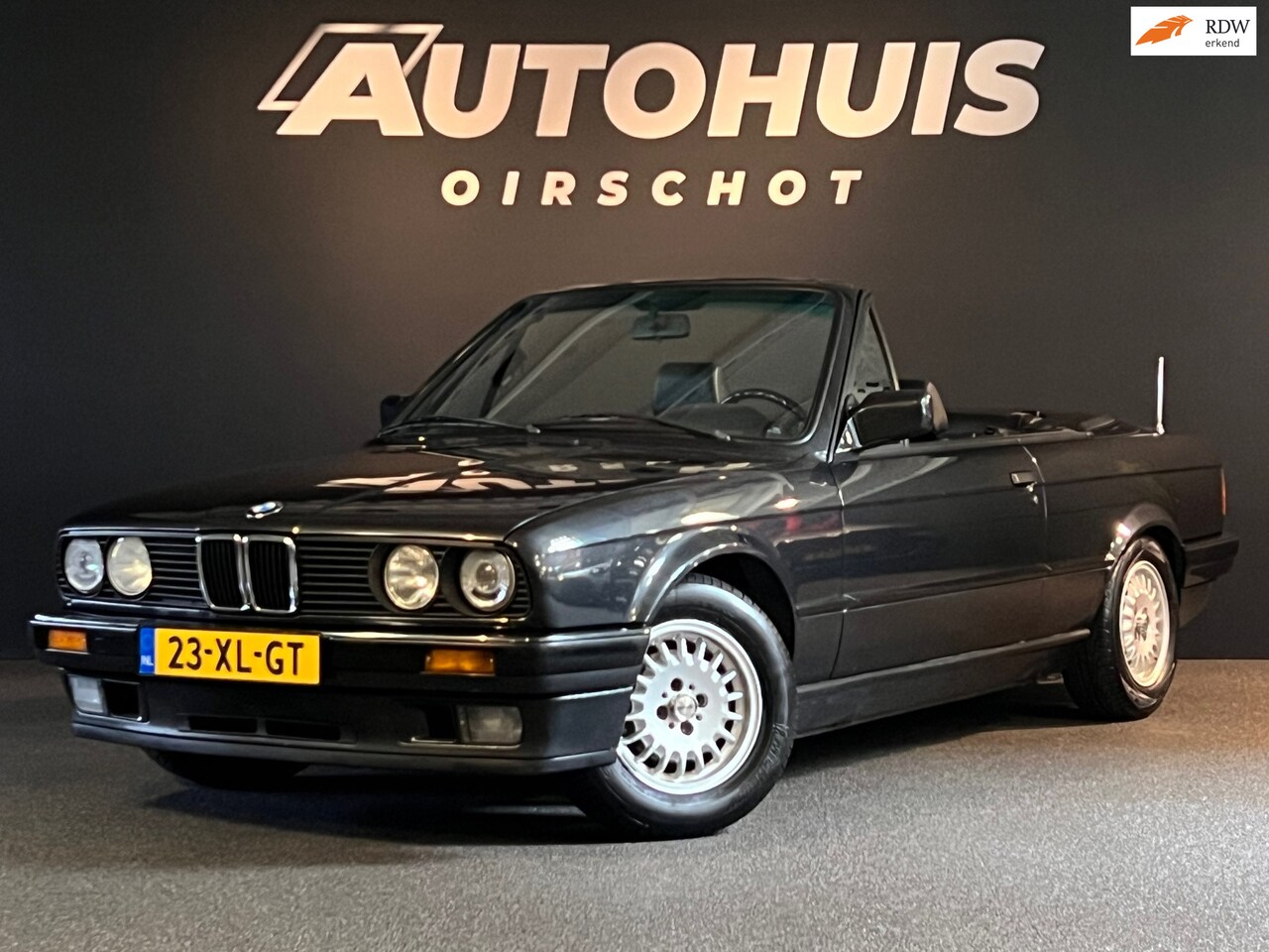 BMW 3-serie Cabrio - 325i Leder/ Automaat/ Electrische ramen/ Stoelverwarming/ 14" - AutoWereld.nl