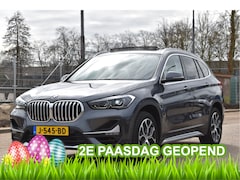 BMW X1 - sDrive20i VDL Nedcar Edition 192 PK | NL-Auto | HUD | Pano.dak | DAB | Afn.trekhaak | Came