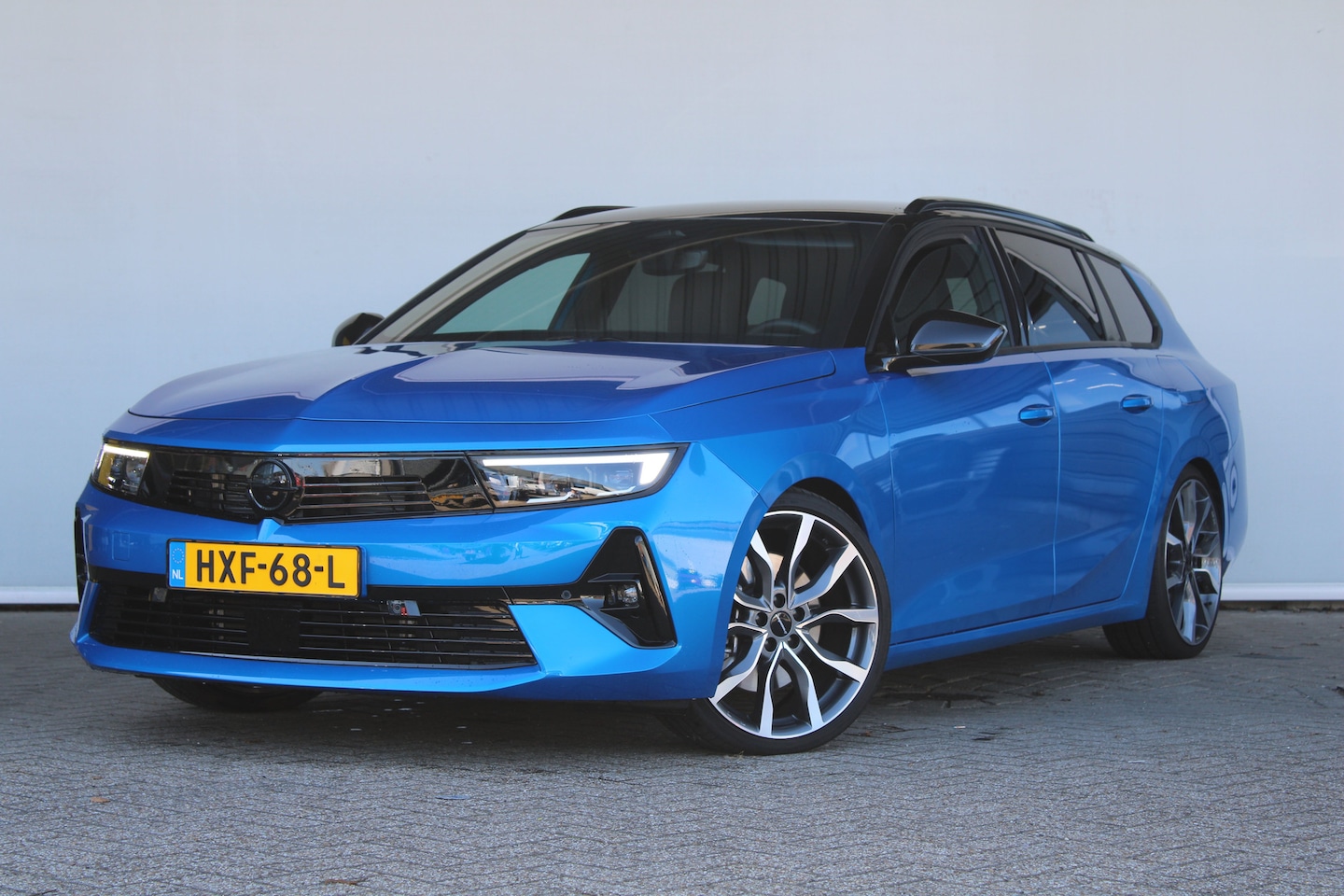 Opel Astra Sports Tourer - Plug-in Hybrid GS | 8 Jaar garantie | Afneembare trekhaak | 19" Irmscher | Matrix LED | St - AutoWereld.nl