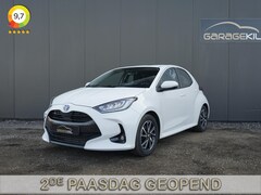 Toyota Yaris - 1.5 Hybrid 115 Comfort 1e Eig / Dealeronderh / LED / Lichtmetaal / Carplay / Camera / Blue
