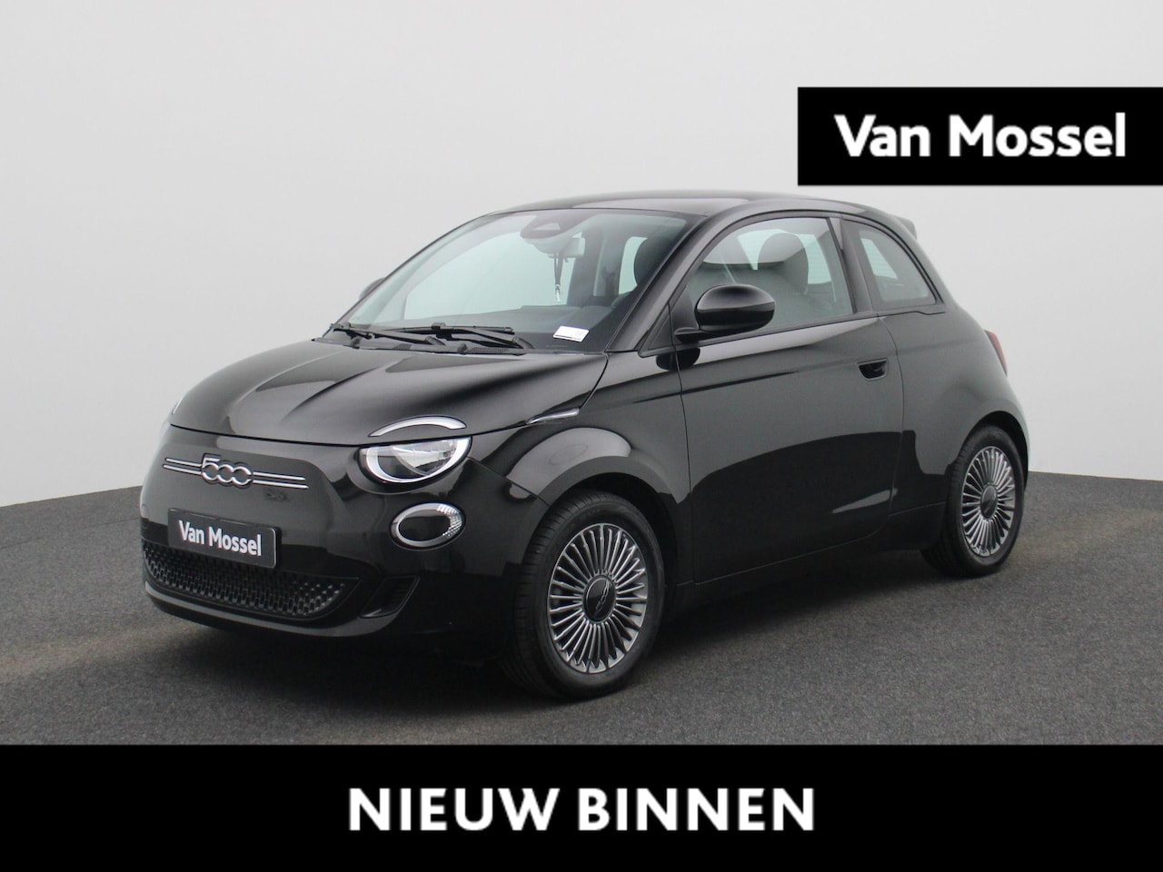 Fiat 500 - 500e 42 kWh Icon 119PK | Digital Cockpit | Panoramadak | Navigatie | Achteruitrijcamera | - AutoWereld.nl