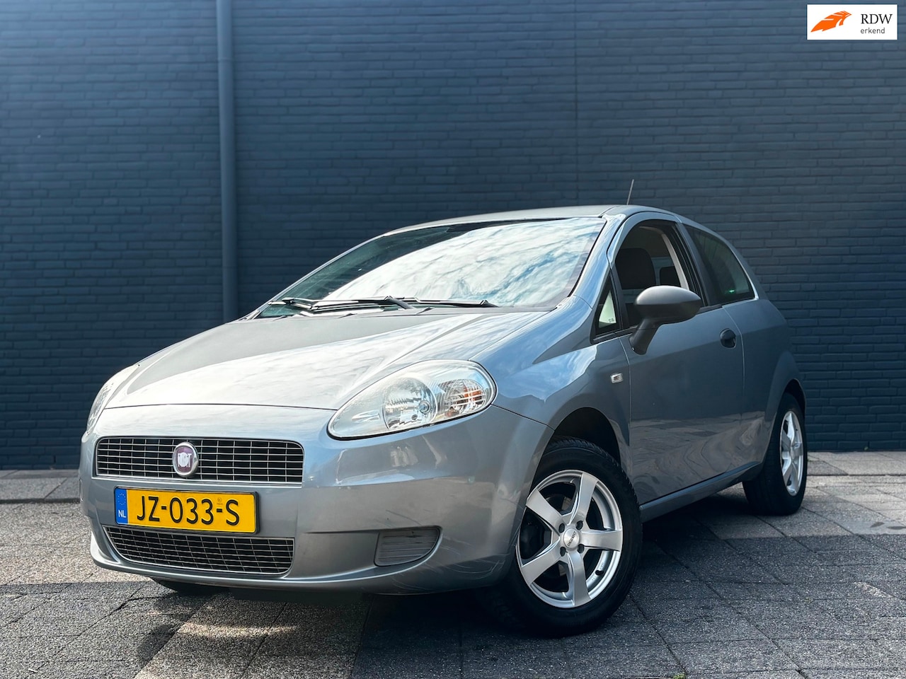 Fiat Grande Punto - 1.2 Actual 1.2 Actual | Nieuwe APK - AutoWereld.nl