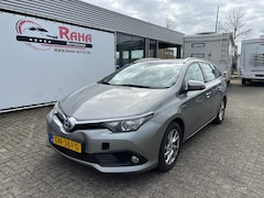 Toyota Auris Touring Sports - 1.8 Hybrid Now