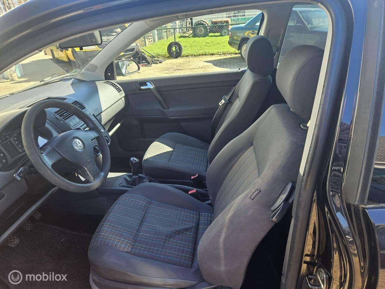 Volkswagen Polo - 1.2 Trend lm wielen airco el ramen cv apk !!