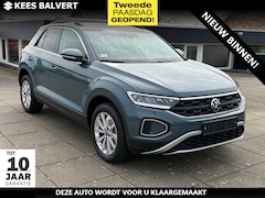 Volkswagen T-Roc - 1.5 TSI DSG Life Edition Automaat | Keyless | PDC |