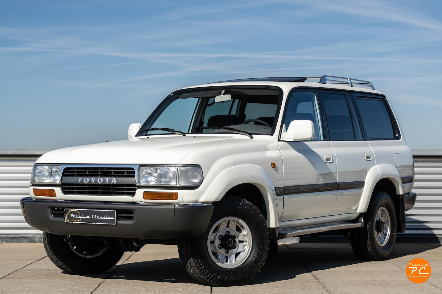 Toyota Land Cruiser - FJ80 4.0 VX | 126.000KM | 1st Swiss Owner | Sunroof - AutoWereld.nl