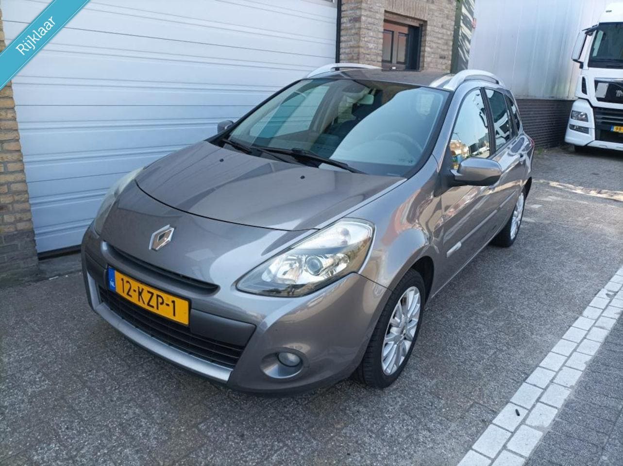 Renault Clio Estate - 1.2 TCE Airco/Cruise Nieuwe Distributie APK - AutoWereld.nl