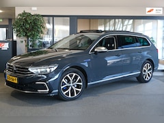 Volkswagen Passat Variant - 1.4 TSI PHEV GTE 218PK Pano Leder Virtual Trek Cam Acc Pdc