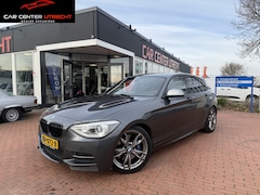 BMW 1-serie - M135i Executive | €250, - KORTING PAASACTIE | navi airco automaat