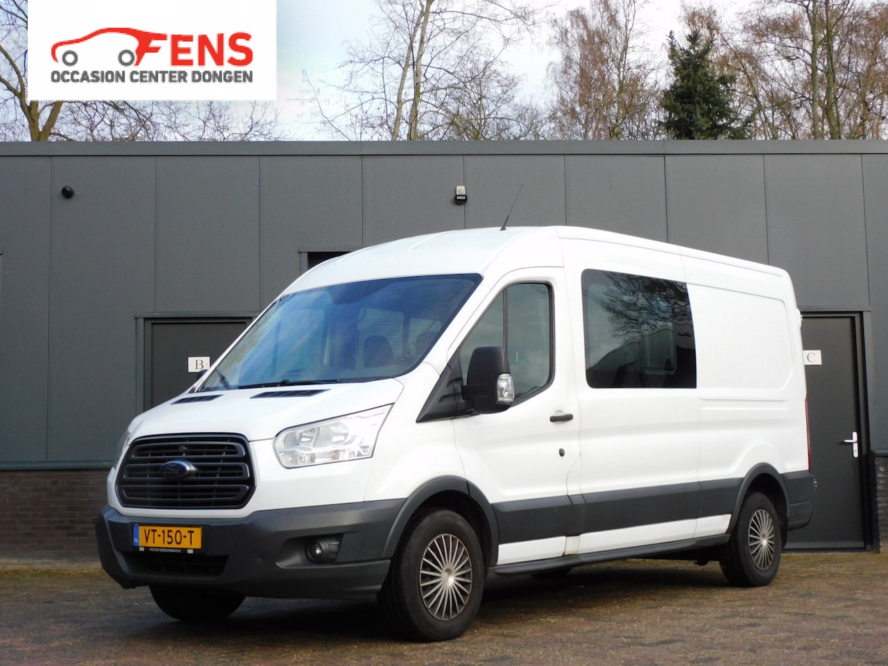 Ford Transit - 330 2.2 TDCI L3H3 DC Ambiente 7-PERS! CAMERA! NAVI! BLUETOOTH! CRUISE! AIRCO! TREKHAAK! - AutoWereld.nl