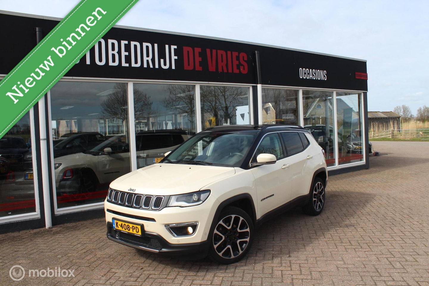 Jeep Compass - 1.3T Autm Twotone Parelmoer Pano/19Inch/Trekhaak - AutoWereld.nl