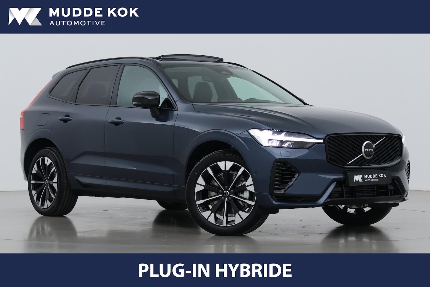 Volvo XC60 - T6 Plug-in hybrid Ultra Dark | Bowers&Wilkins | Massage | Head-Up | Panoramadak | 360° Cam - AutoWereld.nl