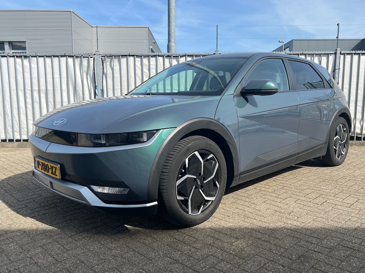 Hyundai IONIQ 5 - Connect+ 73kWh 217pk | Climate controle | Carplay | Camera | Trekhaak | Premium audio | Ad - AutoWereld.nl