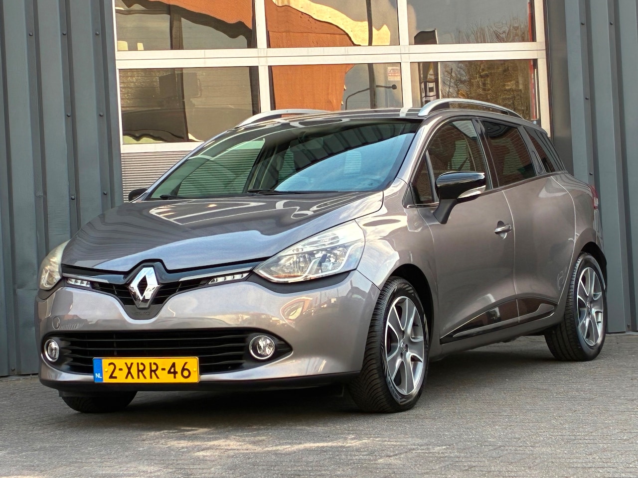 Renault Clio Estate - 0.9 TCe Night&Day Airco Navigatie - AutoWereld.nl