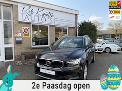Volvo XC40 - 1.5 T2 Momentum Automaat / Navigatie
